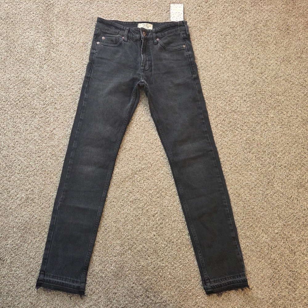 Free People We The Free Skinny Jeans Faded Black Raw Hem OB1187271 Size 25 NWT
